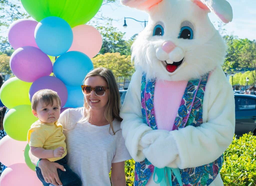 Free photos with the Easter Bunny in Atlanta